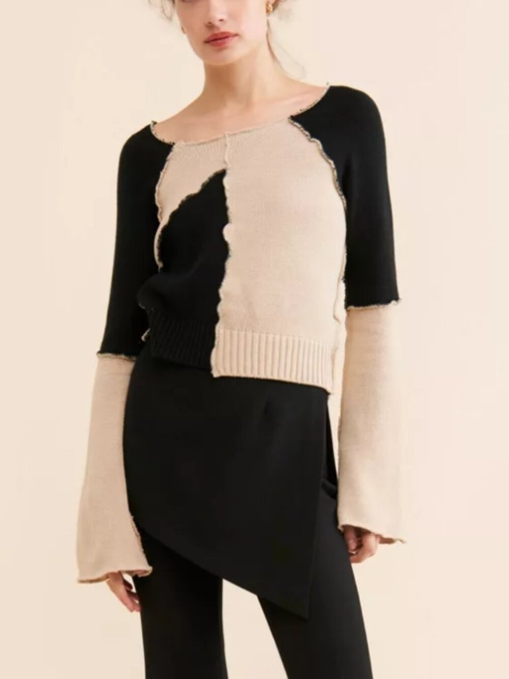 Steve Madden Women's Medium Tan Black Rylee Colorbock Flared Sleeves Sweater